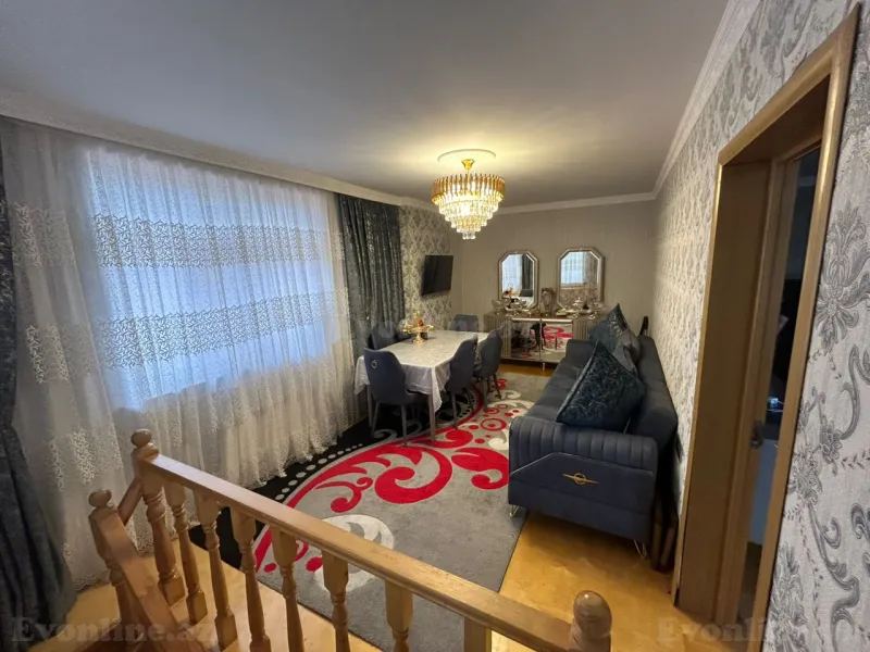 Satılır 5 otaqlı Həyət evi 100 m² Bakıxanov
