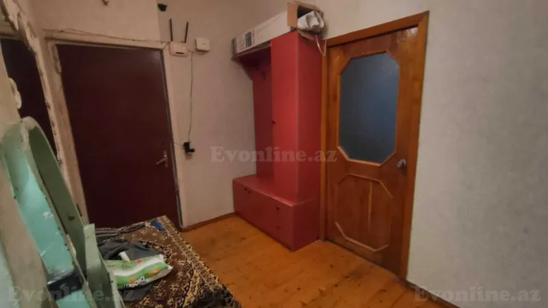 Satılır 3 otaqlı Mənzil Köhnə tikili 70 m² Yeni Yasamal - şəkil 9