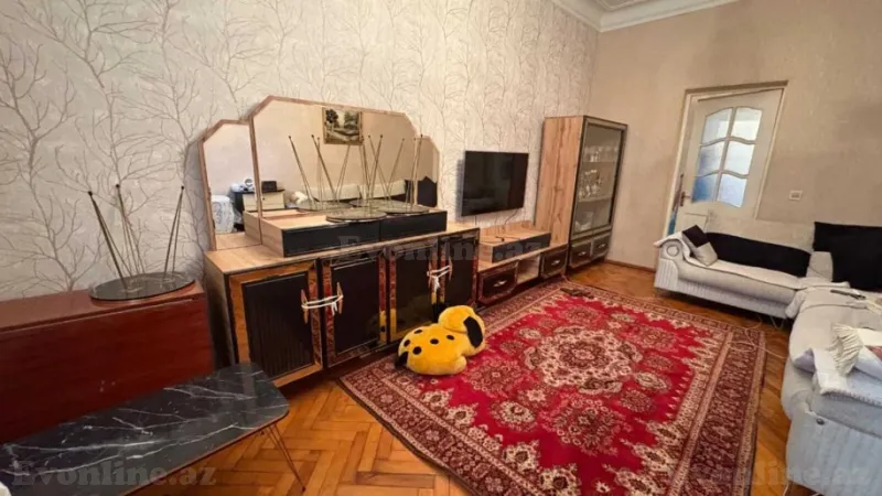 Satılır 3 otaqlı Mənzil Köhnə tikili 90 m² Xətai r. - şəkil 4