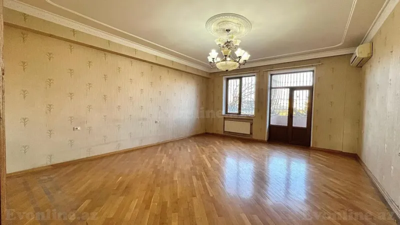 Satılır 4 otaqlı Mənzil Yeni tikili 180 m² Nərimanov r.
