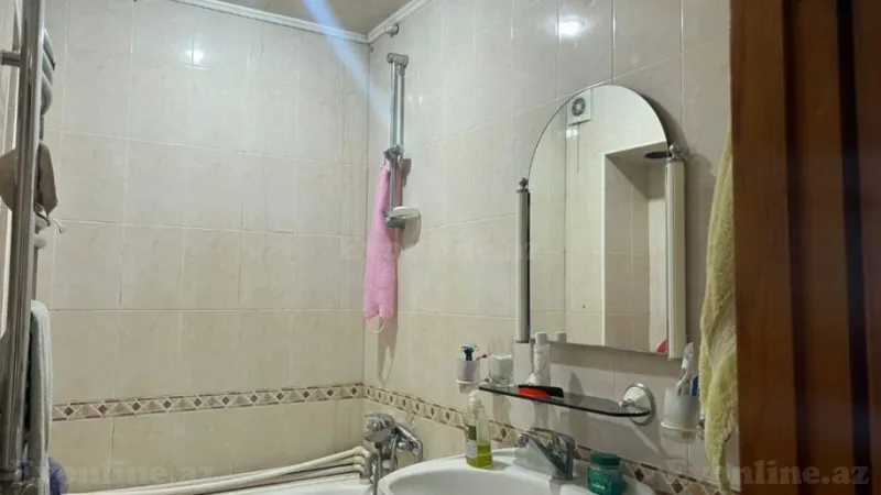 Kirayə verilir 2 otaqlı Mənzil Köhnə tikili 65 m² Xalqlar Dostluğu m. - şəkil 7