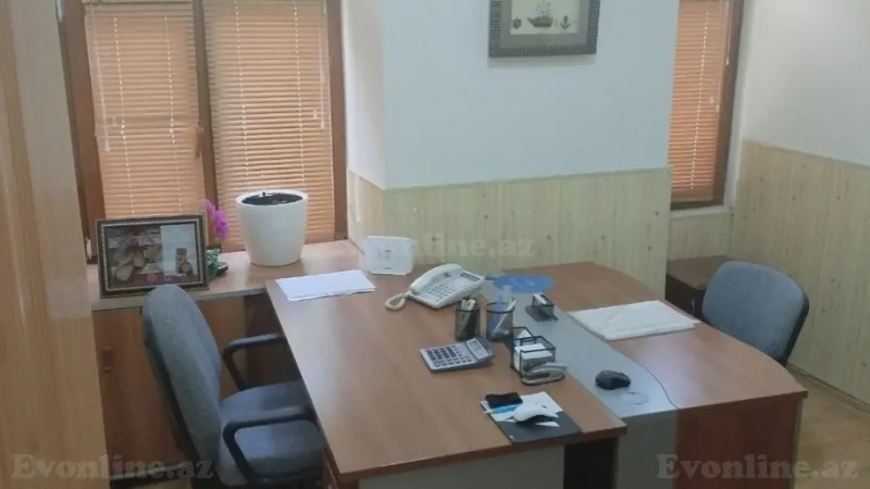 Bakı, Səbail r., Bayılda 2 otaqlı ofis kirayə verilir