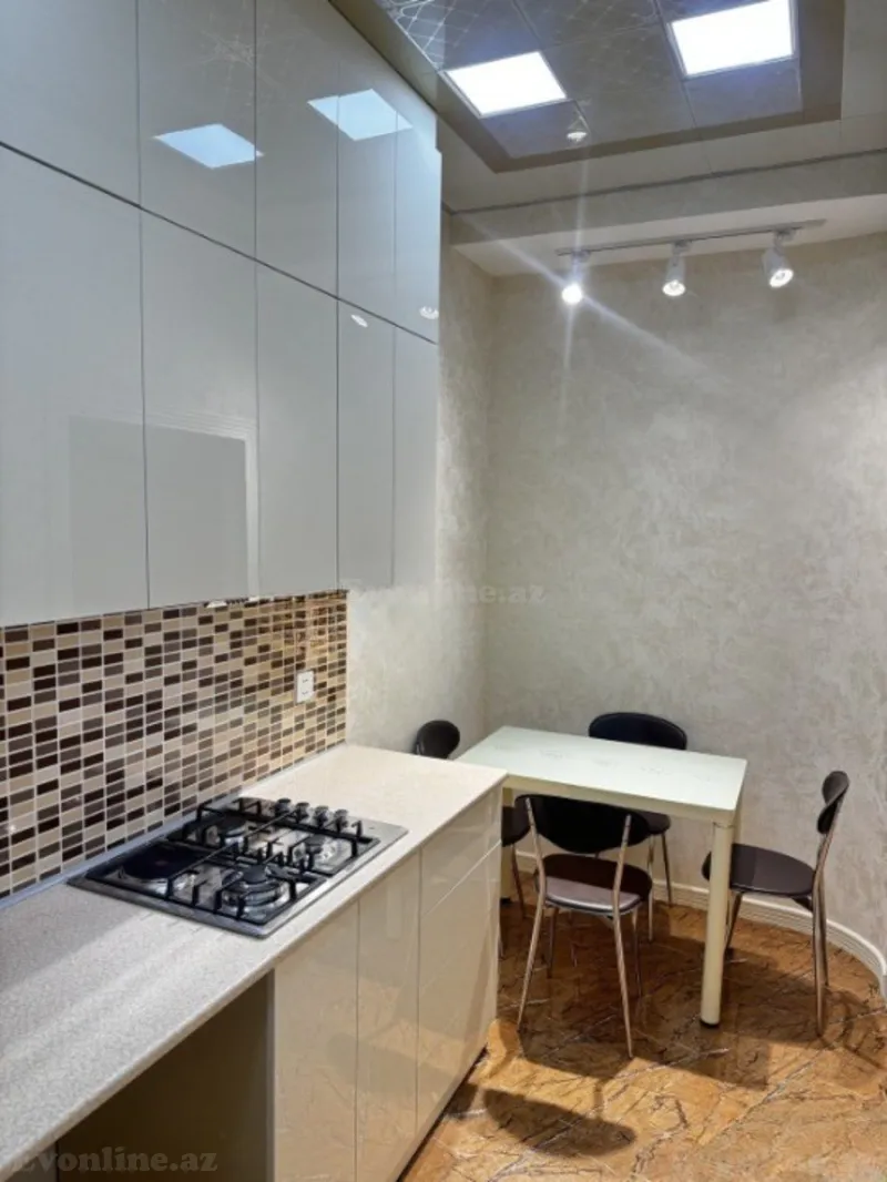 Satılır 3 otaqlı Mənzil Yeni tikili 100 m² Elmlər Akademiyası m. - şəkil 12