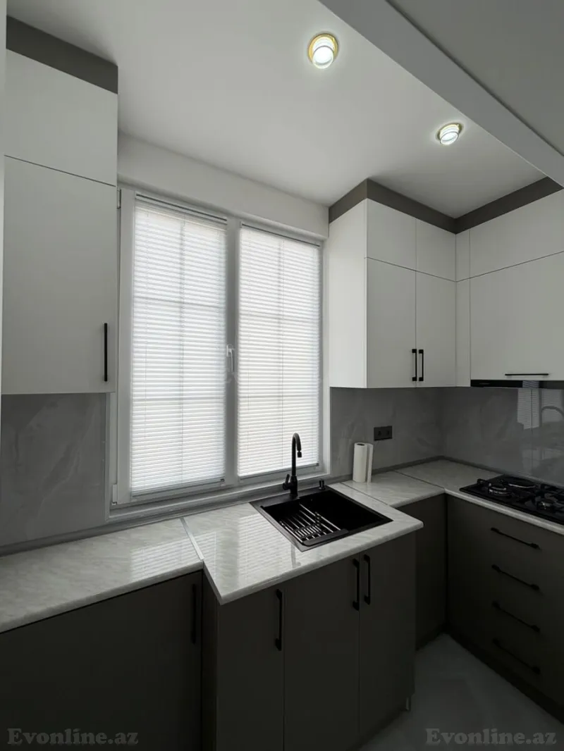 Satılır 2 otaqlı Mənzil Köhnə tikili 65 m² Xətai r. - şəkil 5