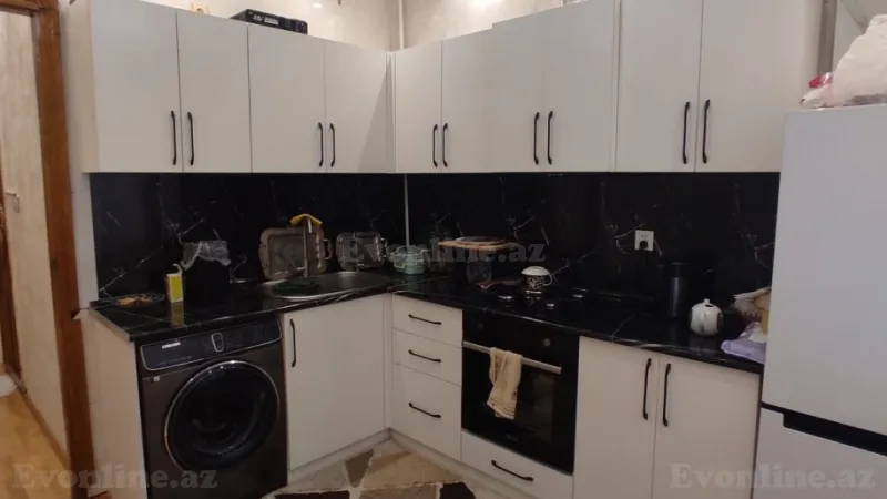 Satılır 3 otaqlı Mənzil Köhnə tikili 91 m² Nərimanov r.