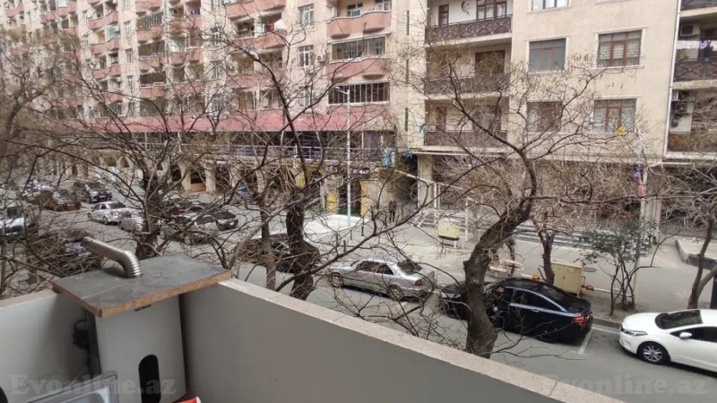 Satılır 3 otaqlı Mənzil Köhnə tikili 91 m² Nərimanov r. - şəkil 3