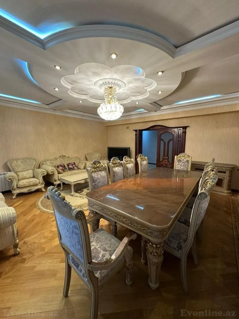 Kirayə verilir 4 otaqlı Mənzil Yeni tikili 200 m² Nəsimi r.