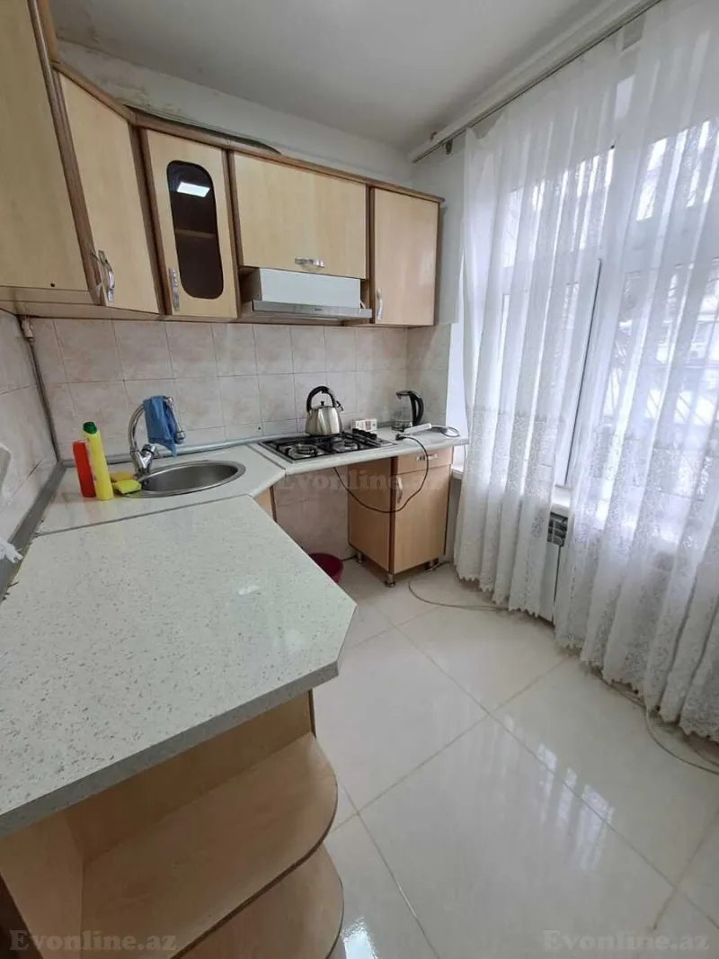 Satılır 2 otaqlı Mənzil Köhnə tikili 55 m² Elmlər Akademiyası m. - şəkil 8