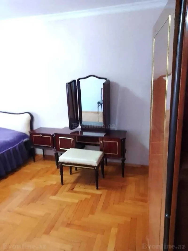 Satılır 3 otaqlı Mənzil Köhnə tikili 62 m² Neftçilər m. - şəkil 5