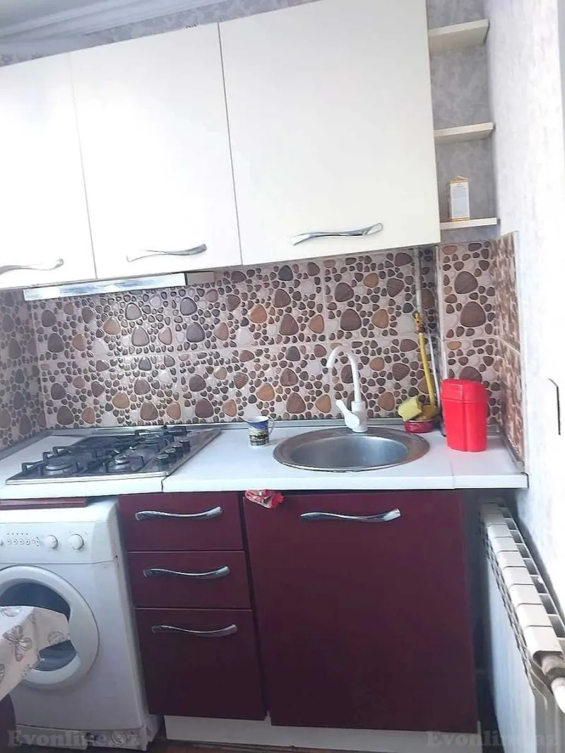 Satılır 3 otaqlı Mənzil Köhnə tikili 62 m² Neftçilər m. - şəkil 9