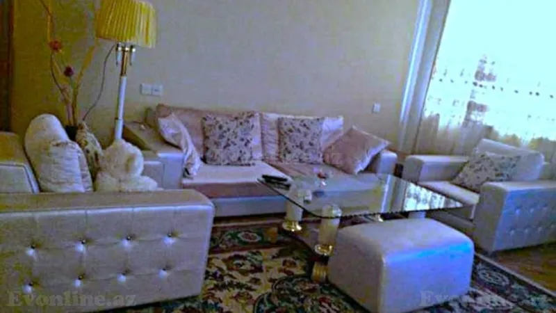 Kirayə verilir 3 otaqlı Mənzil Yeni tikili 110 m² Elmlər Akademiyası m.