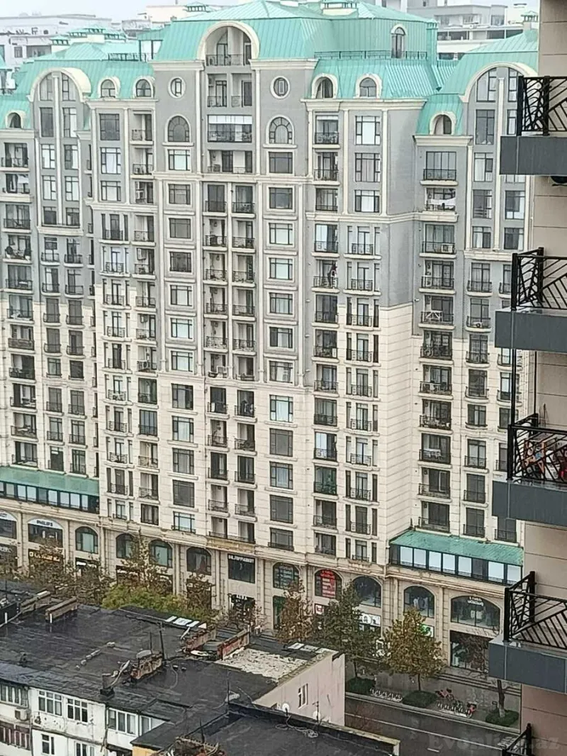 Satılır 4 otaqlı Mənzil Yeni tikili 193 m² Nəsimi r. - şəkil 8