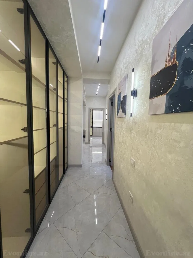 Satılır 4 otaqlı Mənzil Yeni tikili 145 m² 8 Noyabr m. - şəkil 14