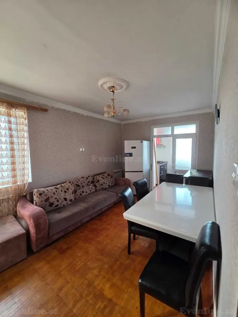 Kirayə verilir 2 otaqlı Mənzil Köhnə tikili 40 m² Nəriman Nərimanov m.