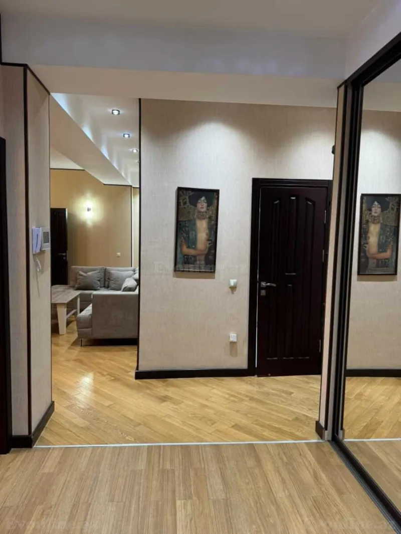 Satılır 4 otaqlı Mənzil Yeni tikili 190 m² 28 May m. - şəkil 16