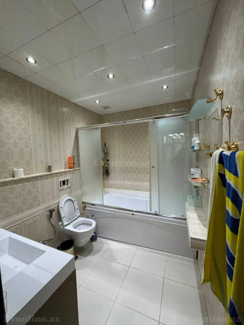 Satılır 4 otaqlı Mənzil Yeni tikili 190 m² 28 May m. - şəkil 18