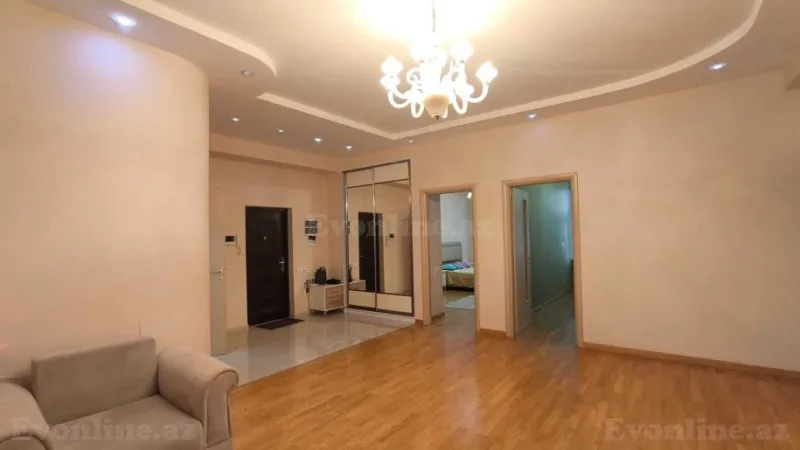 Kirayə verilir 4 otaqlı Mənzil Yeni tikili 200 m² 28 May m. - şəkil 14