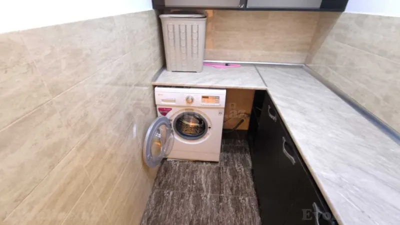 Kirayə verilir 4 otaqlı Mənzil Yeni tikili 200 m² 28 May m. - şəkil 16