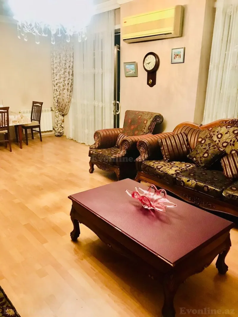 Kirayə verilir 3 otaqlı Mənzil Köhnə tikili 130 m² Nəriman Nərimanov m. - şəkil 10