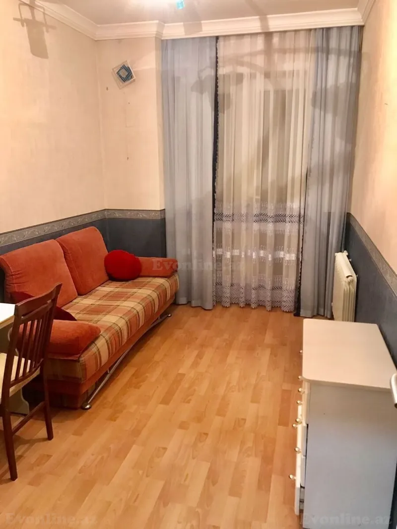 Kirayə verilir 3 otaqlı Mənzil Köhnə tikili 130 m² Nəriman Nərimanov m. - şəkil 14