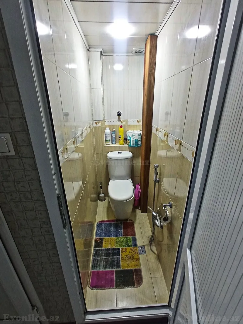 Satılır 2 otaqlı Mənzil Köhnə tikili 70 m² 8 Noyabr m. - şəkil 9