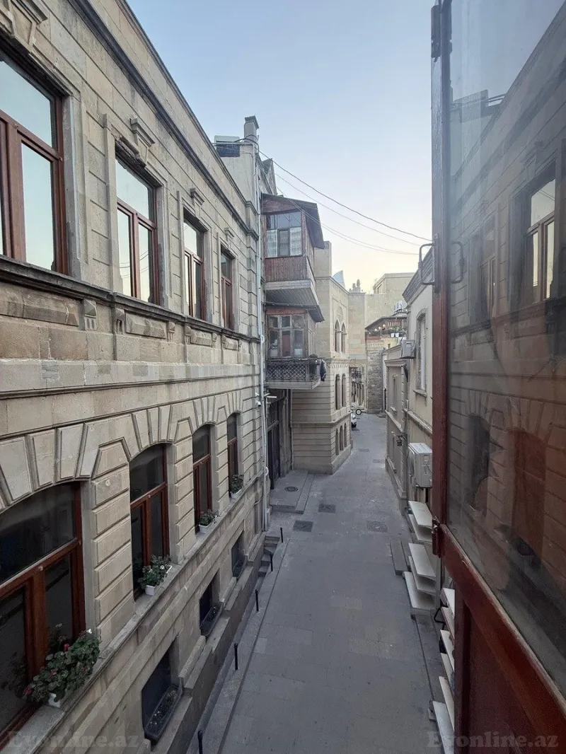 Kirayə verilir Ofis 100 m² Səbail r. - şəkil 5