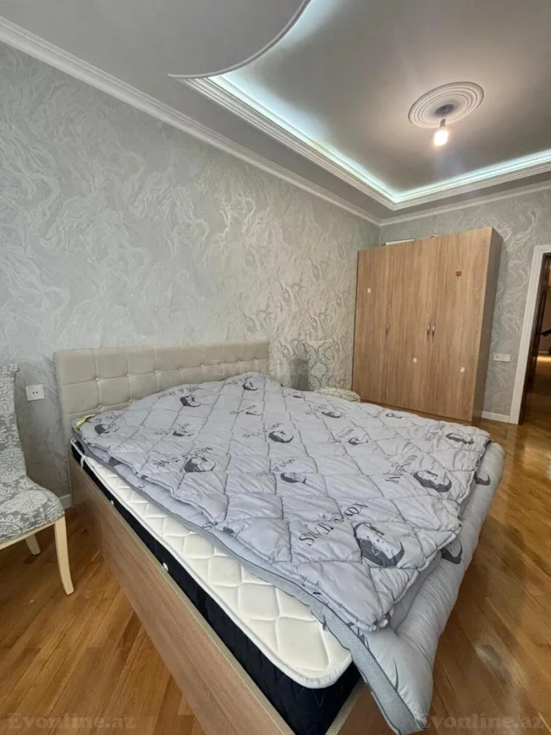 Kirayə verilir 4 otaqlı Mənzil Yeni tikili 175 m² Nəsimi r. - şəkil 9