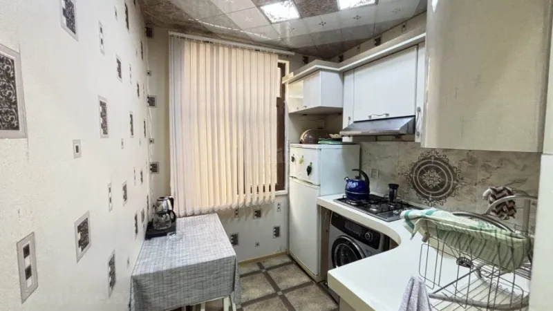 Kirayə verilir 2 otaqlı Mənzil Köhnə tikili 50 m² Sahil m. - şəkil 8