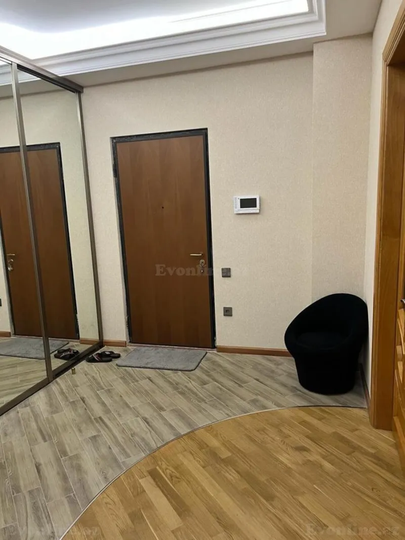 Satılır 3 otaqlı Mənzil Yeni tikili 154 m² 28 May m. - şəkil 6