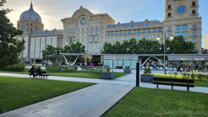 Satılır 4 otaqlı Mənzil Köhnə tikili 120 m² Nizami m. - şəkil 3