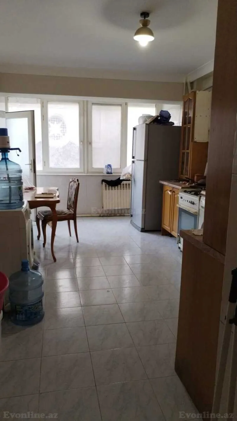 Satılır 4 otaqlı Mənzil Köhnə tikili 120 m² Nizami m. - şəkil 10