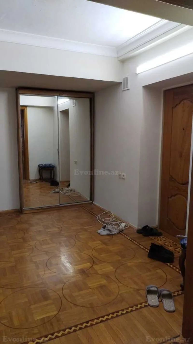 Satılır 4 otaqlı Mənzil Köhnə tikili 120 m² Nizami m. - şəkil 12