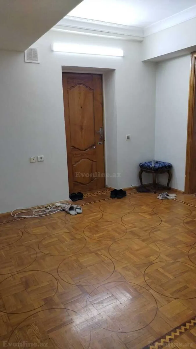 Satılır 4 otaqlı Mənzil Köhnə tikili 120 m² Nizami m. - şəkil 13