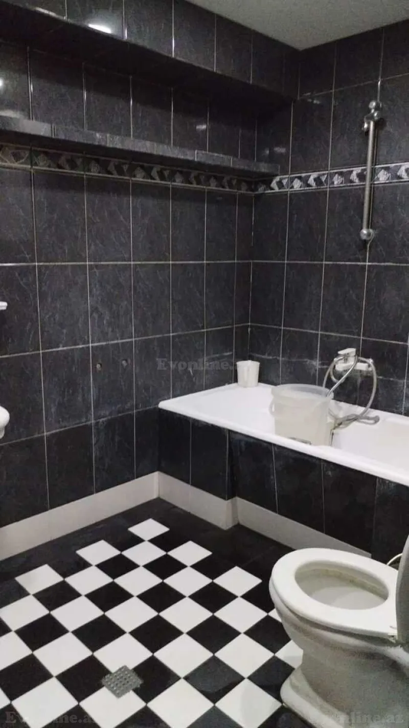 Satılır 4 otaqlı Mənzil Köhnə tikili 120 m² Nizami m. - şəkil 14