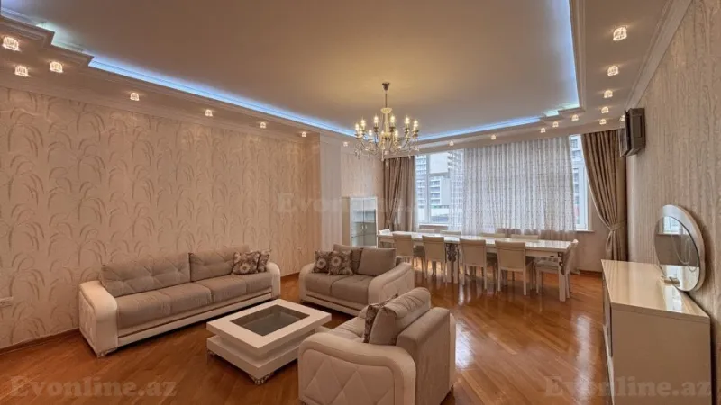 Satılır 4 otaqlı Mənzil Yeni tikili 211 m² 8 Noyabr m. - şəkil 2