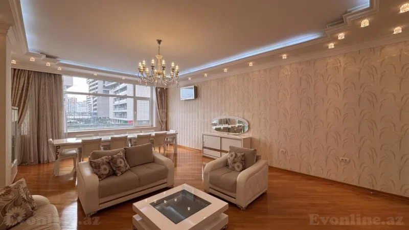 Satılır 4 otaqlı Mənzil Yeni tikili 211 m² 8 Noyabr m. - şəkil 5