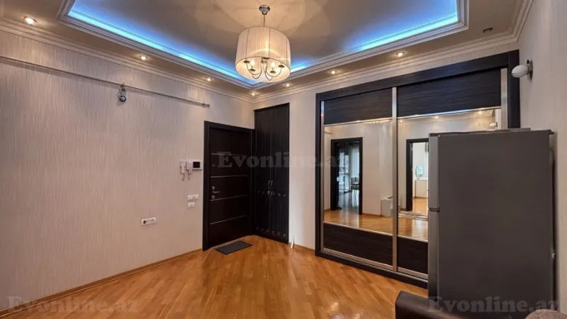 Satılır 4 otaqlı Mənzil Yeni tikili 211 m² 8 Noyabr m. - şəkil 19