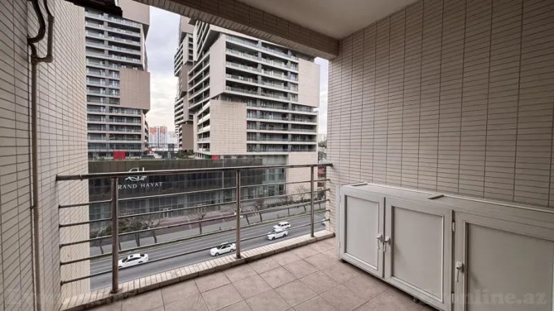 Satılır 4 otaqlı Mənzil Yeni tikili 211 m² 8 Noyabr m. - şəkil 25