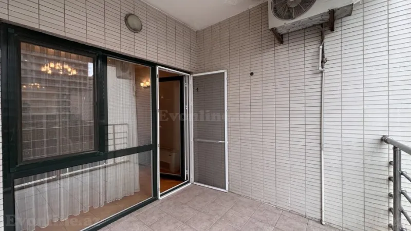 Satılır 4 otaqlı Mənzil Yeni tikili 211 m² 8 Noyabr m. - şəkil 26