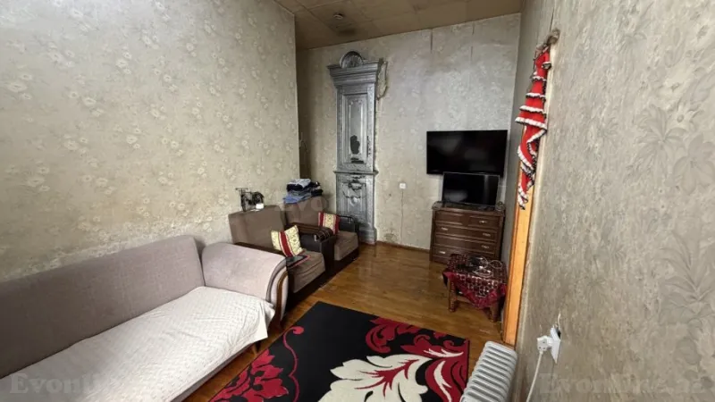 Satılır 3 otaqlı Mənzil Köhnə tikili 70 m² 28 May m. - şəkil 5