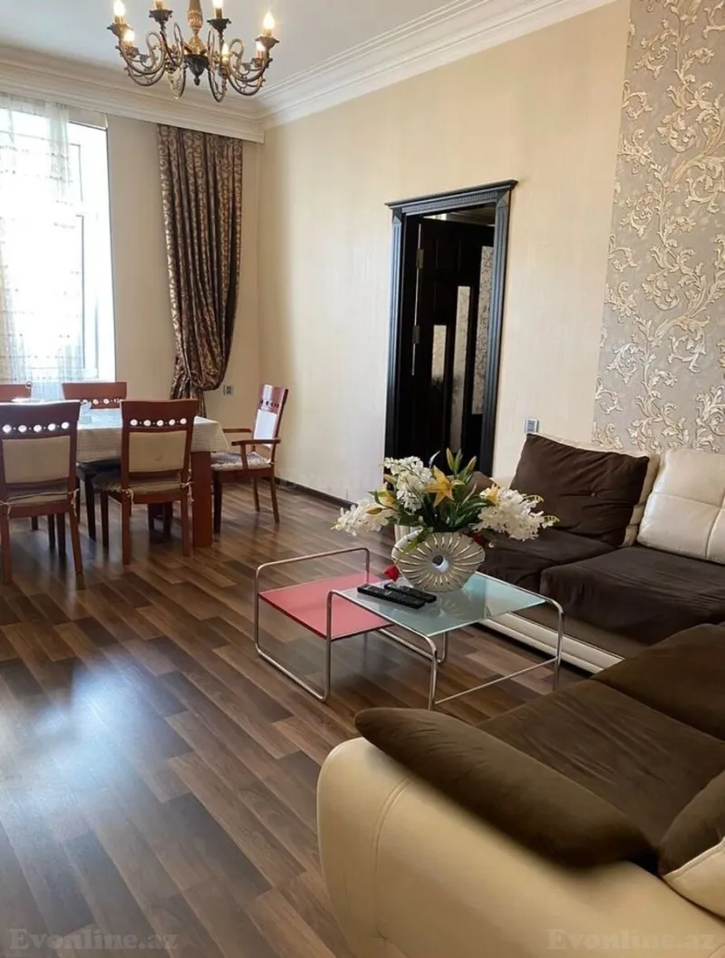 Kirayə verilir 2 otaqlı Mənzil Köhnə tikili 65 m² Sahil m. - şəkil 4