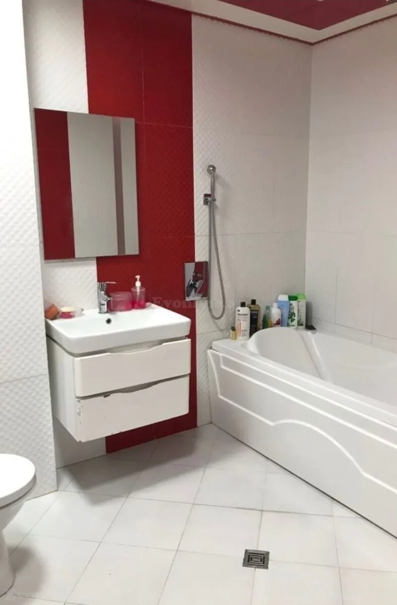 Kirayə verilir 2 otaqlı Mənzil Köhnə tikili 65 m² Sahil m. - şəkil 8