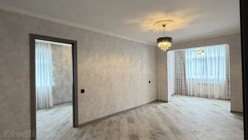 Satılır 2 otaqlı Mənzil Köhnə tikili 60 m² Xalqlar Dostluğu m. - şəkil 13