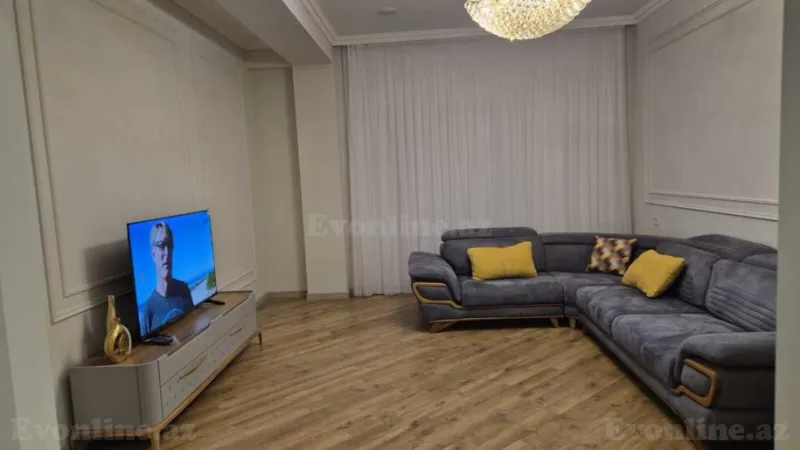 Kirayə verilir 3 otaqlı Mənzil Yeni tikili 130 m² Xətai r.
