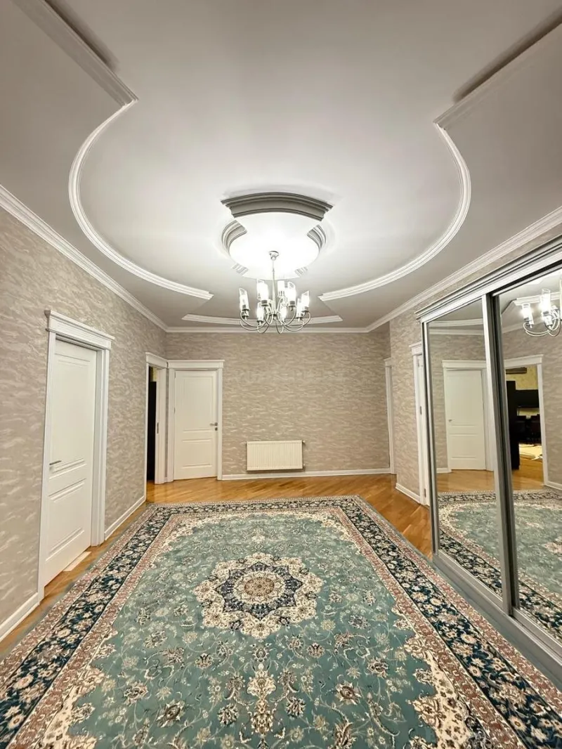 Satılır 4 otaqlı Mənzil Yeni tikili 155 m² 8-ci kilometr