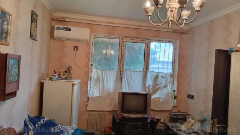 Satılır 2 otaqlı Mənzil Köhnə tikili 40 m² 4-cü mikrorayon - şəkil 2