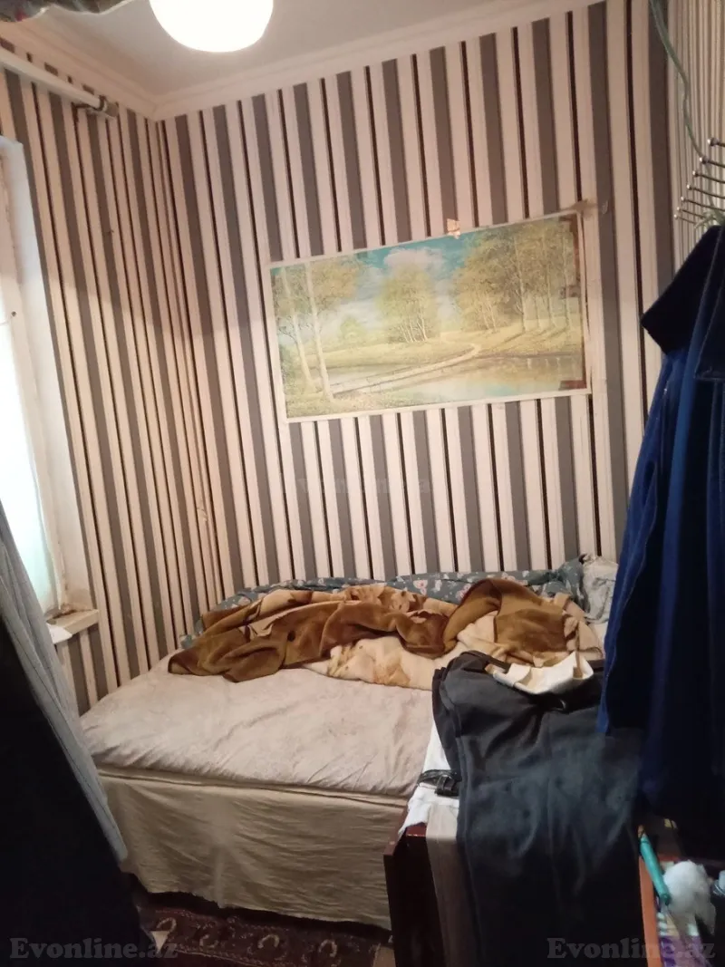 Satılır 2 otaqlı Mənzil Köhnə tikili 40 m² 4-cü mikrorayon - şəkil 3