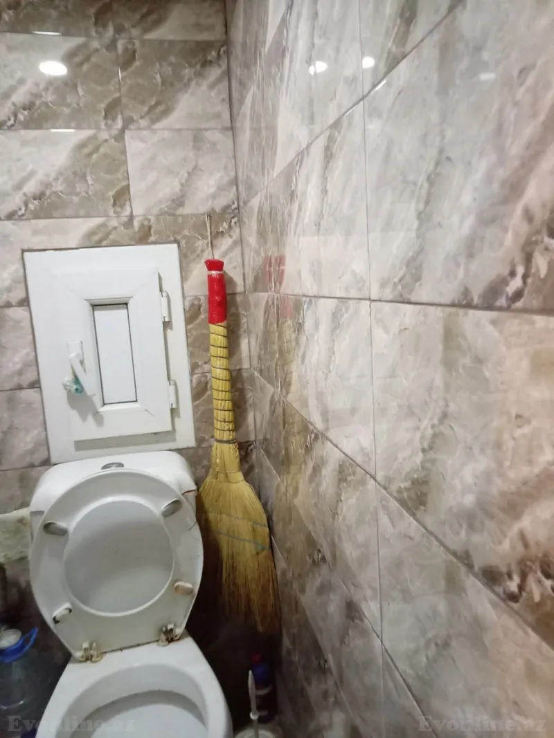 Satılır 2 otaqlı Mənzil Köhnə tikili 40 m² 4-cü mikrorayon - şəkil 7