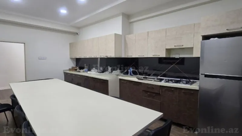 Kirayə verilir 3 otaqlı Mənzil Yeni tikili 152 m² Yasamal - şəkil 2