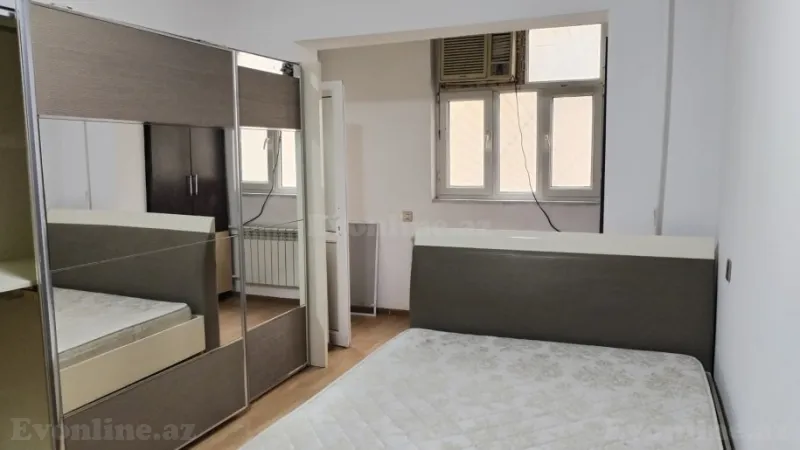 Satılır 2 otaqlı Mənzil Köhnə tikili 50 m² 9-cu mikrorayon